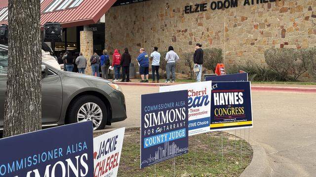 There was a steady stream of Democratic voters from before polls opened through the morning on the March 3 Primary Election Day at the Elzie Odom Athletic Center in Arlington.
